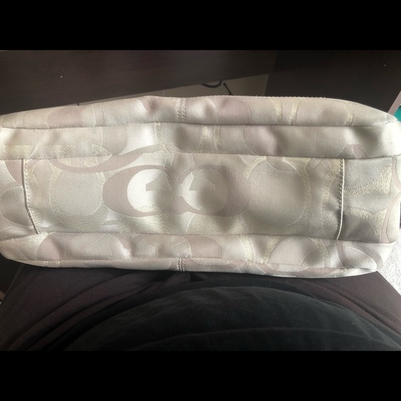 Coach #F18475 Cream gold Leather trim shoulder bag - Picture 6 of 6